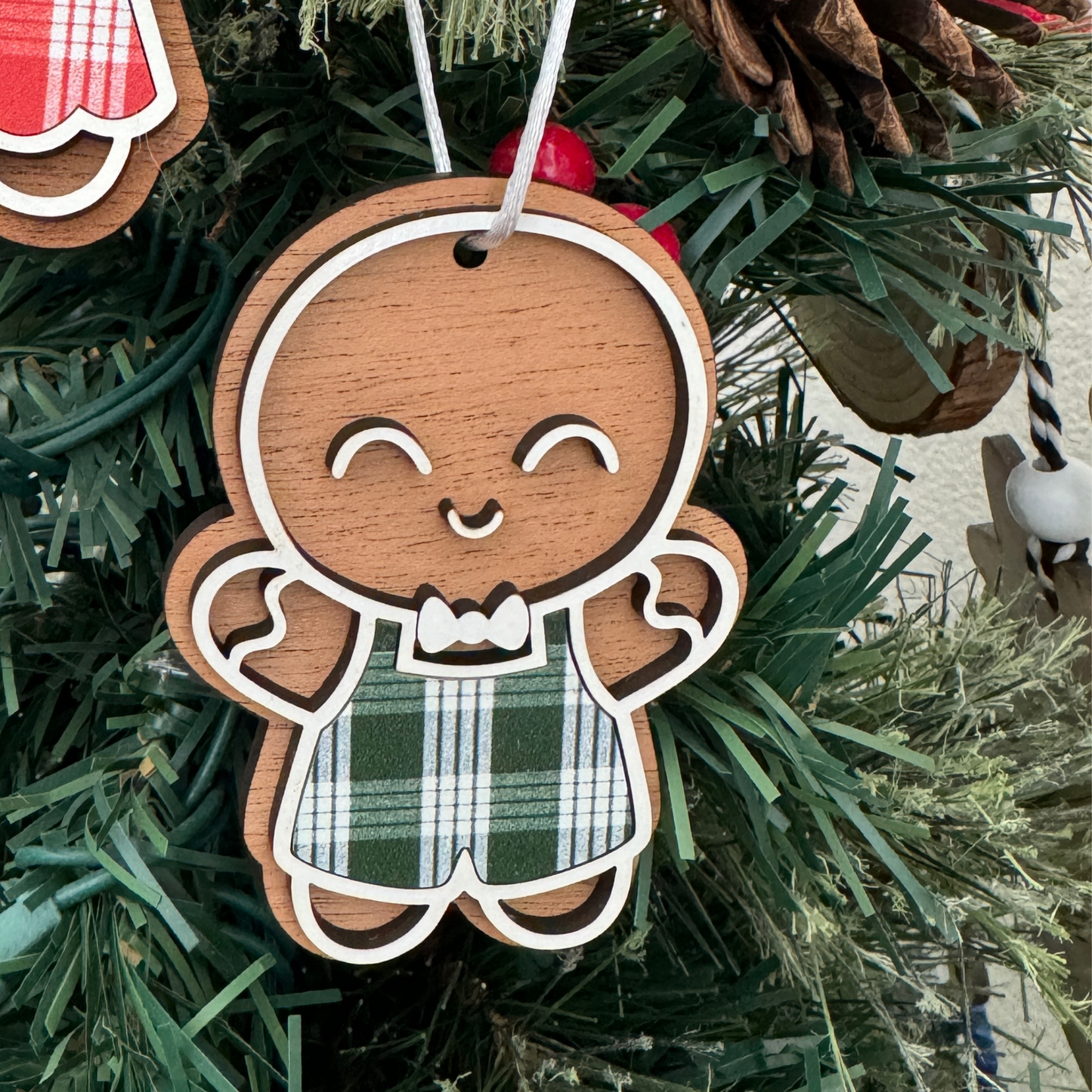 Palaka Gingerbread Boy and Girl